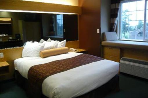 фото отеля GuestHouse Inn & Suites Seaside