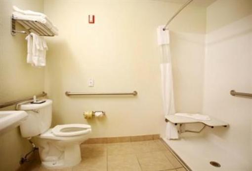 фото отеля GuestHouse Inn & Suites Seaside