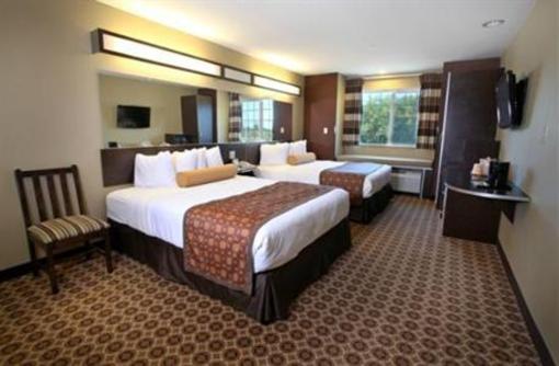 фото отеля GuestHouse Inn & Suites Seaside
