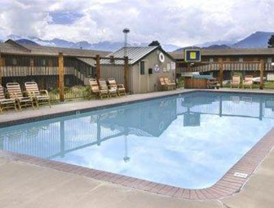 фото отеля Americas Best Value Inn at Estes Park