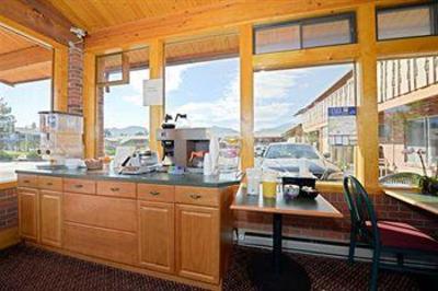 фото отеля Americas Best Value Inn at Estes Park
