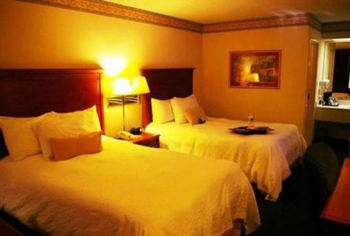 фото отеля Hampton Inn Lynchburg