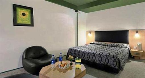 фото отеля Honeymoon Inn Mussoorie