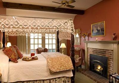 фото отеля Captain's House Inn