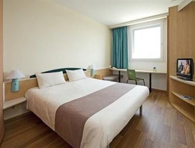 фото отеля Ibis Barcelona Meridiana