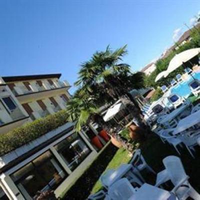 фото отеля Hotel Touring Desenzano Del Garda