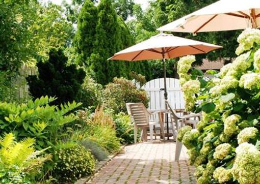фото отеля Moffat Inn Niagara-on-the-Lake