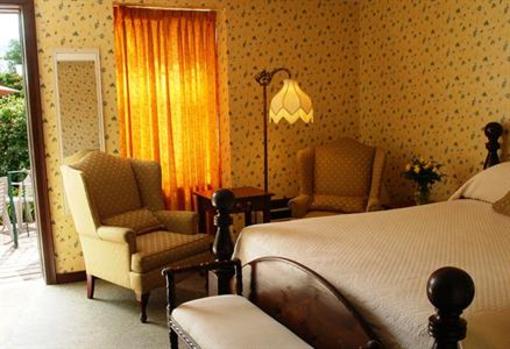 фото отеля Moffat Inn Niagara-on-the-Lake