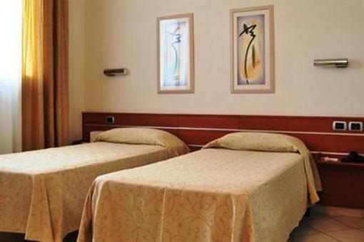 фото отеля Hotel Delfina