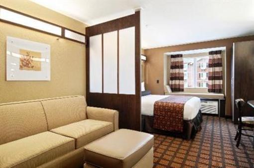 фото отеля Microtel Inn & Suites Macon