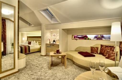 фото отеля Ferienhotel Neuhausl