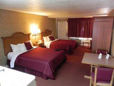 фото отеля Admiralty Inn and Suites East Falmouth