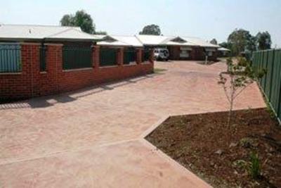 фото отеля Colonial Court Villas Serviced Apartments