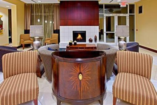 фото отеля Holiday Inn Lexington-North Georgetown