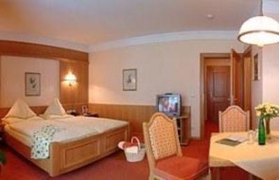 фото отеля Hotel Bismarck Bad Hofgastein