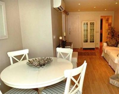 фото отеля BarcelonaForRent Eixample Suites II