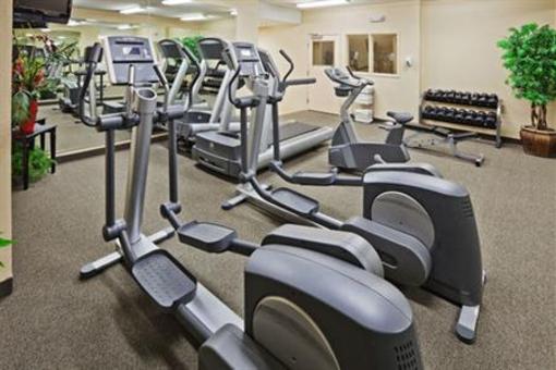 фото отеля Candlewood Suites Owasso