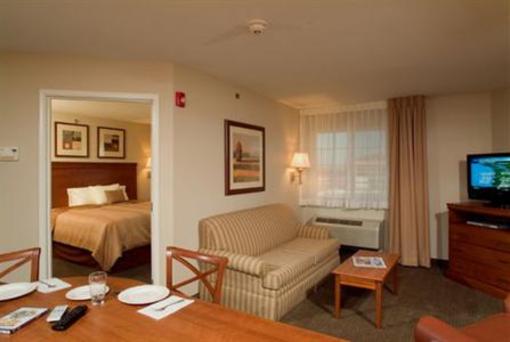 фото отеля Candlewood Suites Owasso