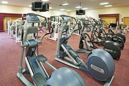 фото отеля Holiday Inn Express Hickory - Hickory Mart