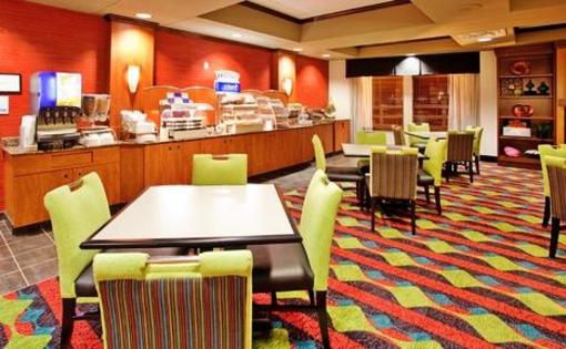 фото отеля Holiday Inn Express Kearney