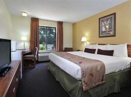 фото отеля Ramada Hotel Wisconsin Dells