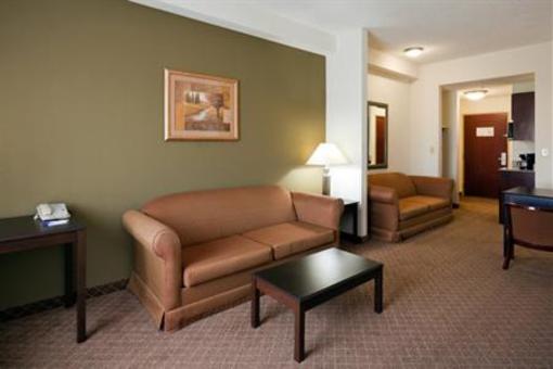 фото отеля Holiday Inn Express Hotel & Suites - Gadsden