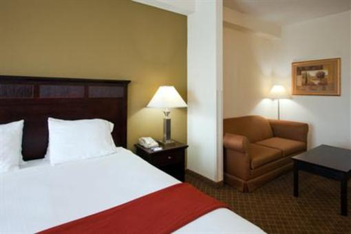 фото отеля Holiday Inn Express Hotel & Suites - Gadsden