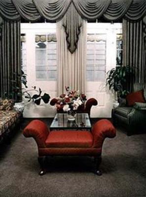 фото отеля Chateau Dupre Hotel