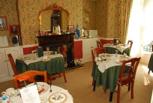 фото отеля Ivy Bank Guest House Tenby