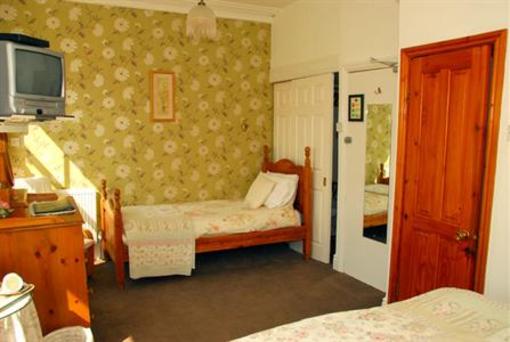 фото отеля Ivy Bank Guest House Tenby