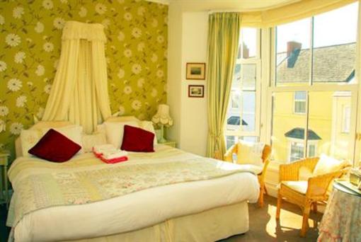фото отеля Ivy Bank Guest House Tenby