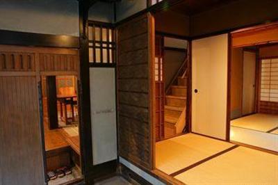 фото отеля Iori Nishioshikoji-cho Machiya Hotel