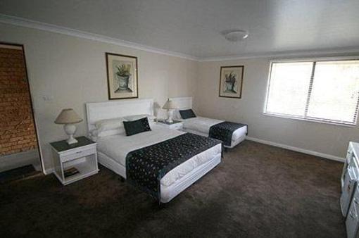 фото отеля Garden City Motor Inn Wagga Wagga