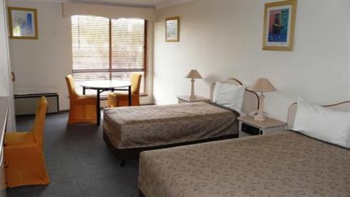 фото отеля Garden City Motor Inn Wagga Wagga