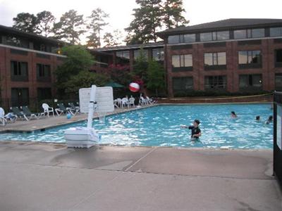 фото отеля Woodlands Hotel & Suites - Colonial Williamsburg