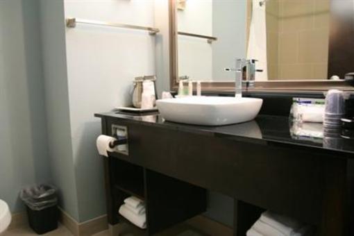 фото отеля Holiday Inn Express & Suites Corpus Christi North