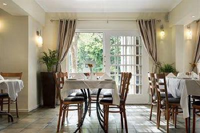 фото отеля BEST WESTERN Cape Suites Hotel