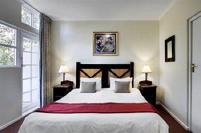 фото отеля BEST WESTERN Cape Suites Hotel