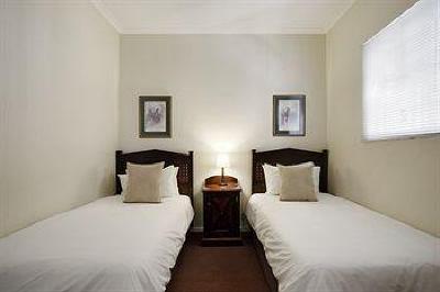 фото отеля BEST WESTERN Cape Suites Hotel