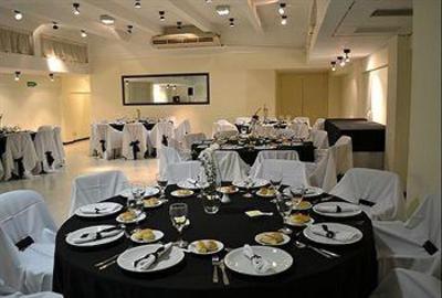 фото отеля Hotel Sarum