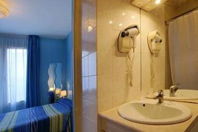 фото отеля Inter-Hotel Notre Dame