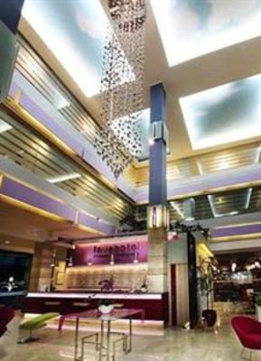 фото отеля Favehotel Premier Cihampelas