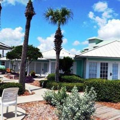 фото отеля Coconut Palms II Beach Resort New Smyrna Beach