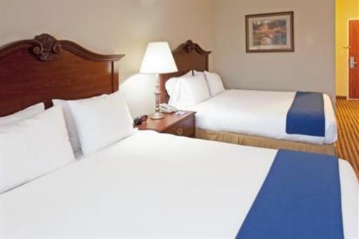 фото отеля Holiday Inn Express Hotel & Suites Waxahachie