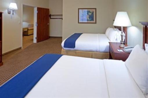 фото отеля Holiday Inn Express Hotel & Suites Waxahachie