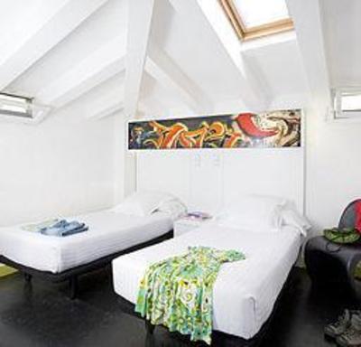 фото отеля Hostal Gat Xino Barcelona