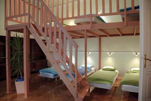 фото отеля Maverick Hostel and Doubles
