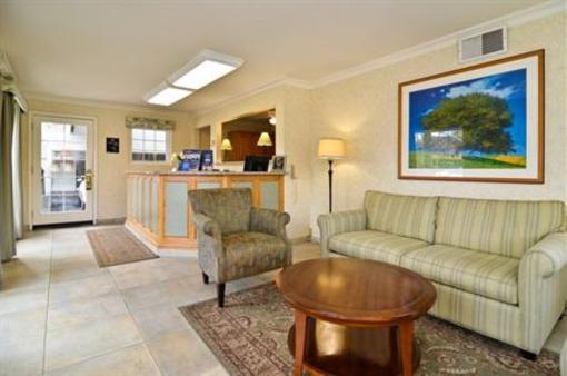 фото отеля BEST WESTERN University Lodge