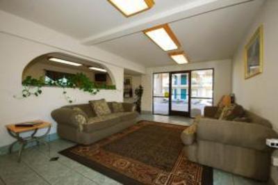 фото отеля BEST WESTERN University Lodge