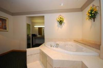 фото отеля BEST WESTERN University Lodge